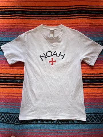 noah 로고 T셔츠