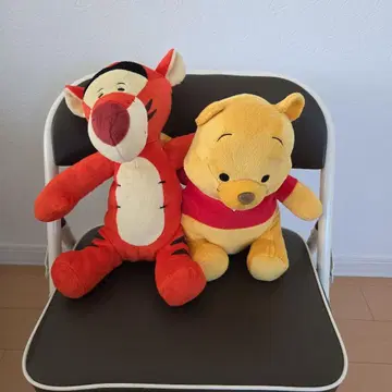 티거와 푸우 봉제 인형