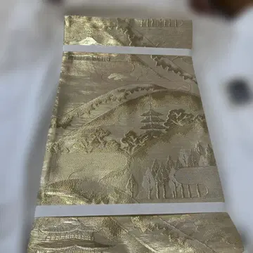 금색 산과 나무 무늬 후쿠로 오비
