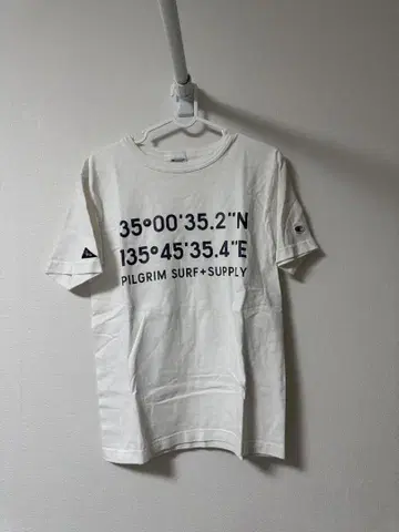 필그림 서프 서플라이 챔피온 T셔츠