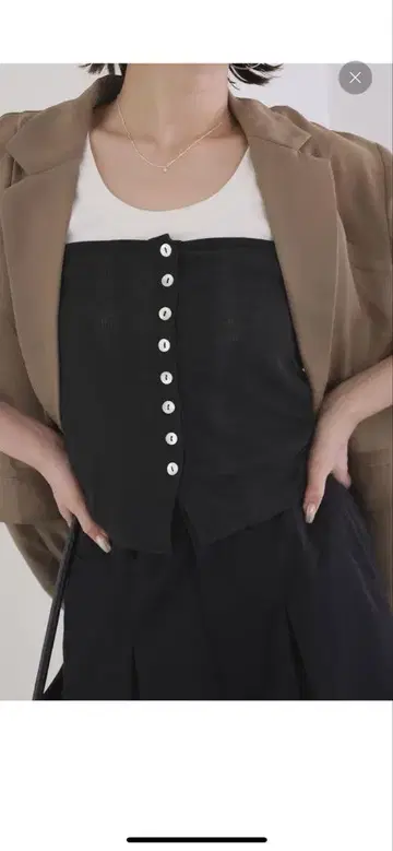 슬로브 이에나 미러 별주 시어 티셔츠 뷔스티에