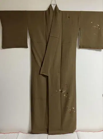 쓰케사게 이중 기모노 순수 실크 누이토리 자수