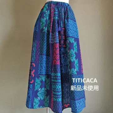 TITICACA 플레어 스커트 네이비 계열 미사용 새상품
