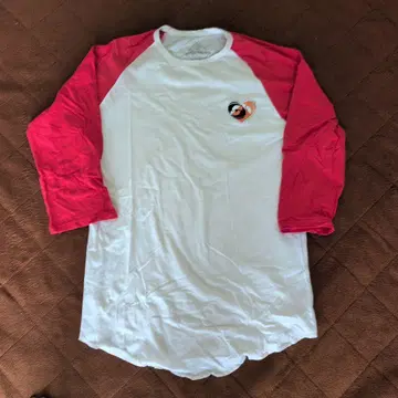 SALSATION WEAR 화이트/레드 래글런 티셔츠