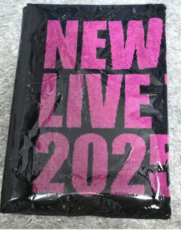 NEWS LIVE TOUR 2025 변신 타월