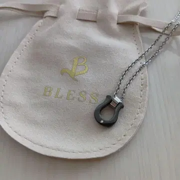 블레스 목걸이