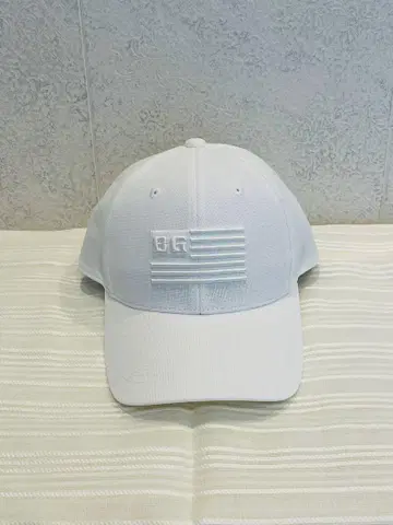 [새상품급] 화이트 플래그 디자인 캡