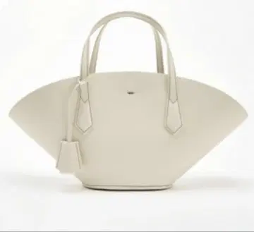 새상품 ZARA 토트백