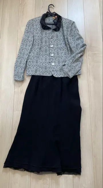 여성 수트
