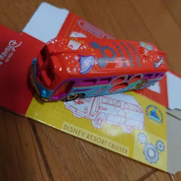 Disney Resort Cruiser