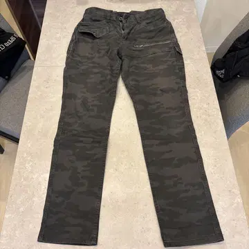 AVIREX 카모플라쥬 스트레이트 팬츠