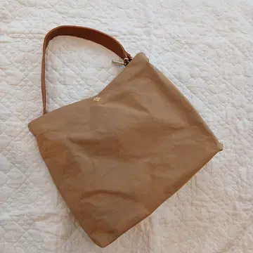 Madu Fabrica 토트백