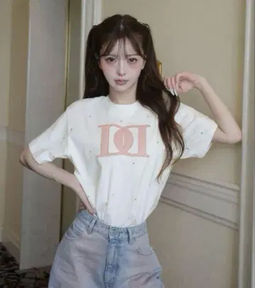 Darich 퀼팅 아플리케 비쥬 T셔츠 화이트