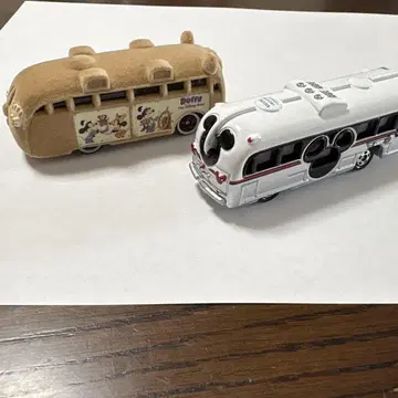 디즈니 버스형 미니카 2대 세트