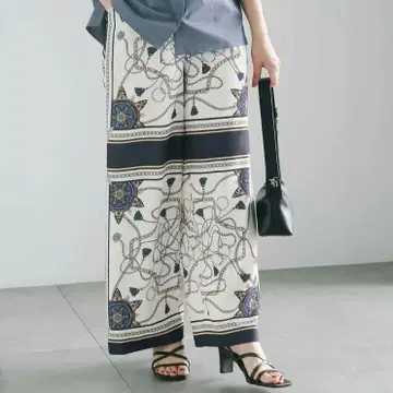 Te chichi 스카프 프린트 팬츠