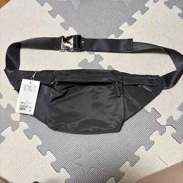 다크 그레이 PE BODY/BAG 바디백