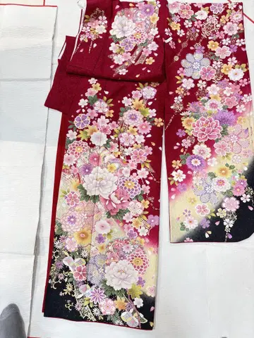 귀여워! 후리소데 빨간색 모란꽃 마리코 고전 패턴 M 사이즈