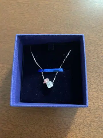 SWAROVSKI 하트형 크리스탈 목걸이
