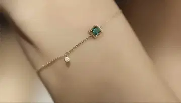 그린 스톤 골드 팔찌