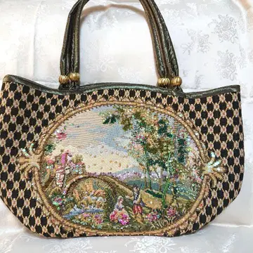 Think Bee !! 레어 자수 비즈 장식 토트백