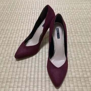 버건디 스웨이드 스틸레토 하이힐 펌프스