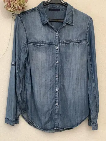 폴리느브로 데님 블루 버튼 셔츠 긴팔 슬림핏