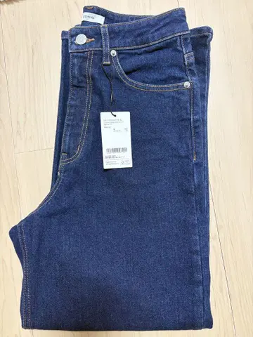 새상품 COHINA DENIM 세미 와이드 스트레이트