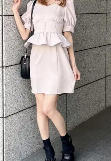 EATME 페플럼 레이디 원피스 이토미 M