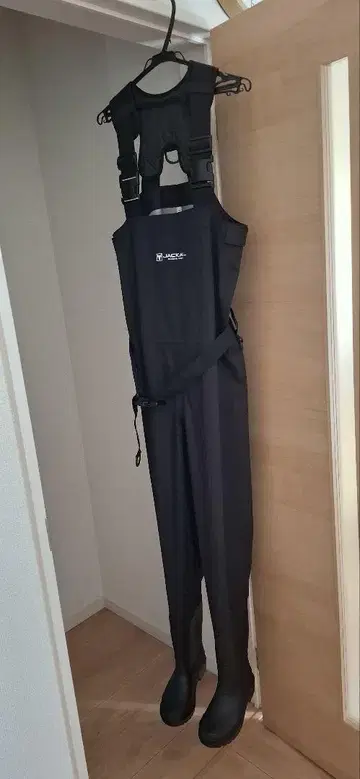 JACKALL 브리더블 시크 가슴장화 M