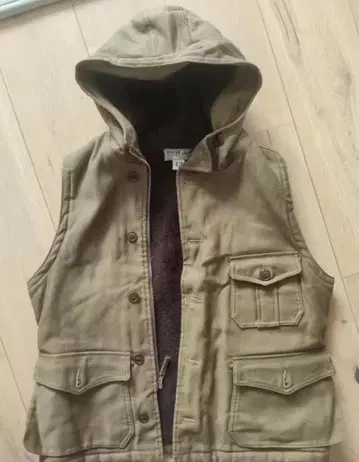 FREEWHEELERS AIR CREW ATTACHED VEST