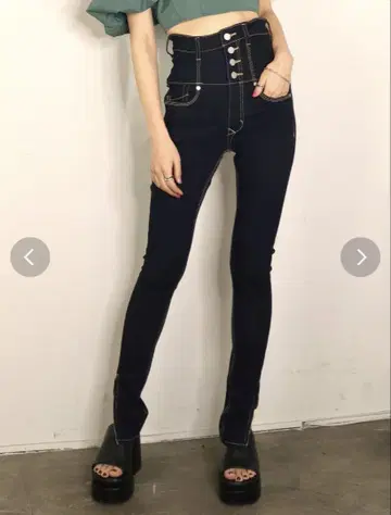 비대칭 라인 하이웨스트 패깅스