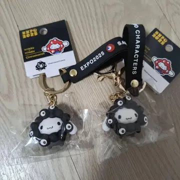 산리오 코스프레 키링 검정  convention 롤 2개
