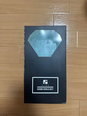 SHINee World 2017 응원봉 다이아몬드형