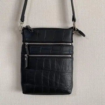 알름코 매트 크로커다일 멀티 숄더백