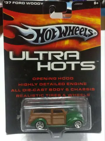 '37 Ford Woody Ultra Hots 미니카