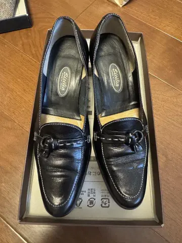 블랙 가죽 22.5cm