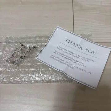 실버 롱 귀걸이 잎사귀 모티브