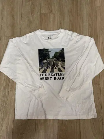 THE BEATLES ABBEY ROAD 롱 T셔츠 M 사이즈 화이트