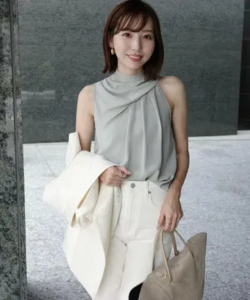 아뉴앙스 홀터 뉘앙스 넥 상의 민트 슬리브리스