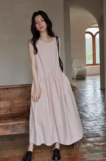 슬리브리스 롱 원피스 핑크