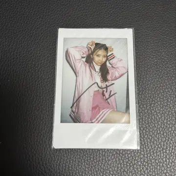 ExWHYZ maho 사인 치어 폴라로이드