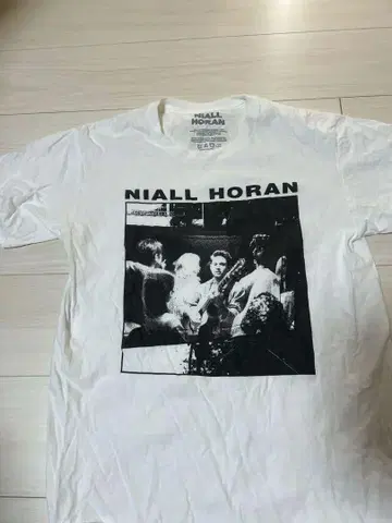 Niall Horan 티셔츠 M 사이즈 나일 호란