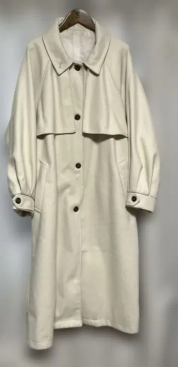 아이보리 롱 코트 총기장 약 120cm