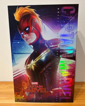 핫토이즈 1/6 캡틴 마블 MCU