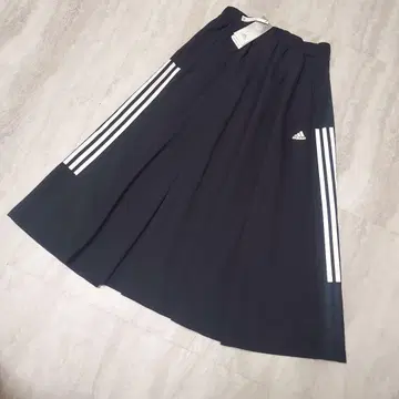 adidas 아디다스 롱 플레어 스커트 M 사이즈