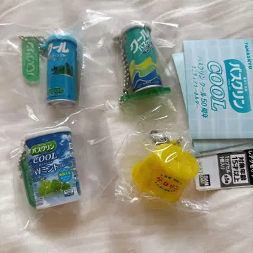 바스크린 쿨 미니어처 키홀더 가챠 케로린 메지루시 액세서리