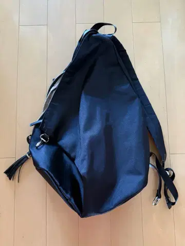 블랙 백팩