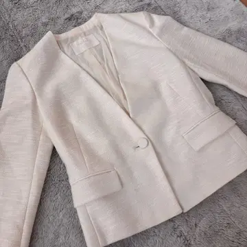Ballsey 화이트 노카라 재킷
