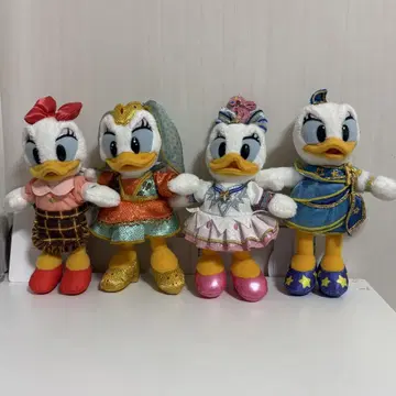 데이지 인형 배지 세트