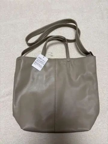 ear PAPILLONNER 천연 가죽 숄더백 베이지